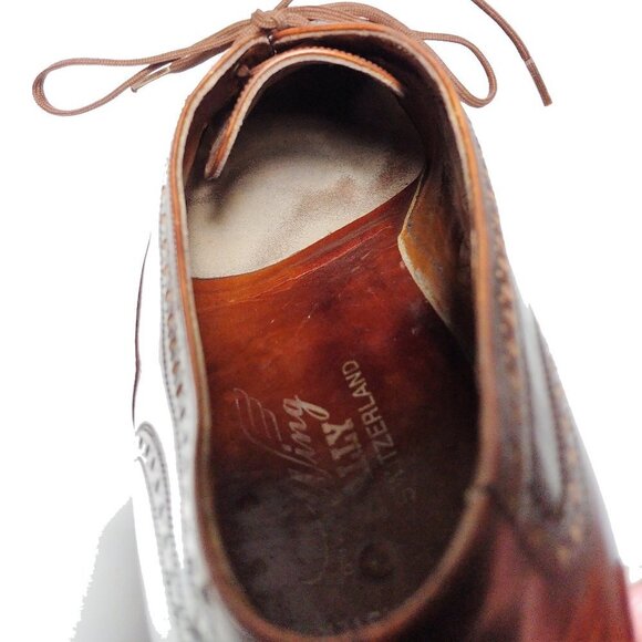 Bally \